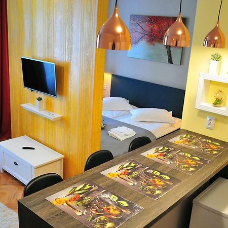 Ronis Apartments Sibiu Exterior photo